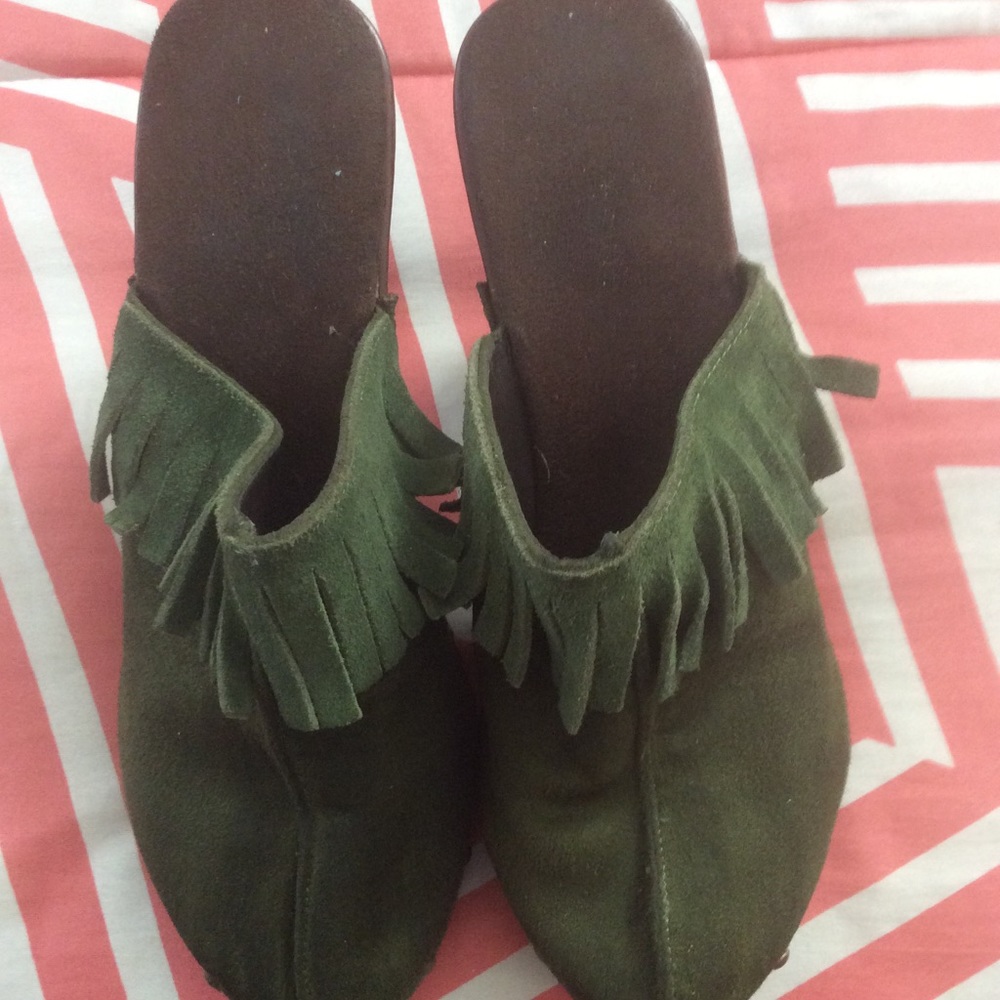 Shoes